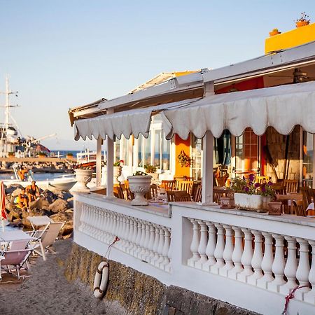 Hotel La Sirenella Lacco Ameno  Bagian luar foto