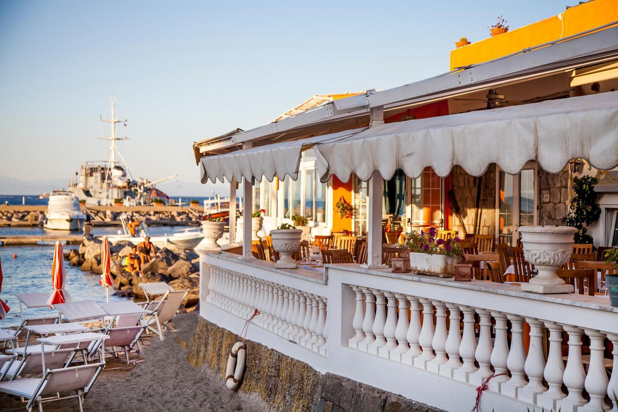 Hotel La Sirenella Lacco Ameno  Bagian luar foto