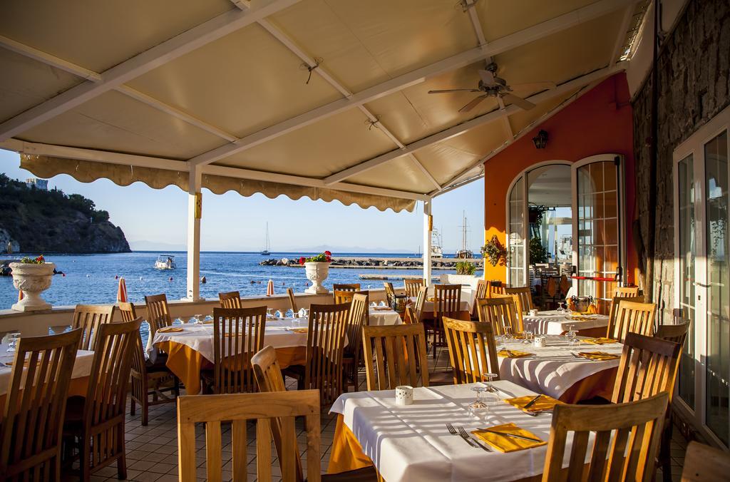 Hotel La Sirenella Lacco Ameno  Bagian luar foto