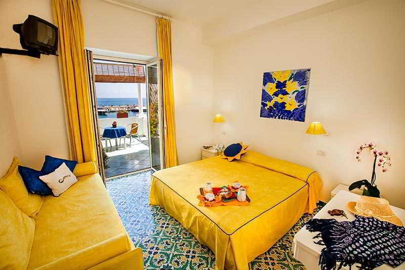 Hotel La Sirenella Lacco Ameno  Bagian luar foto